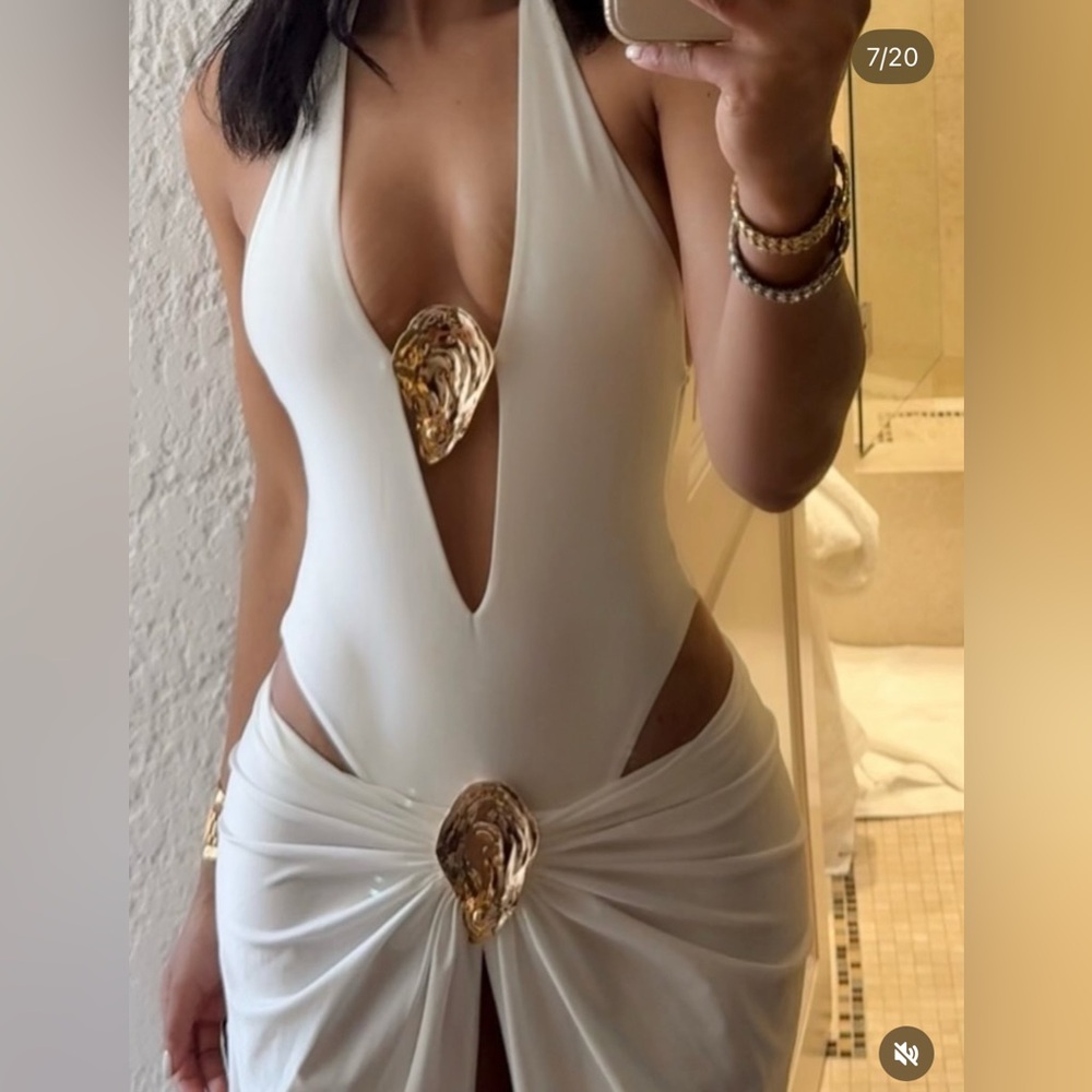 KOROBEYNIKOV Bali bikini
